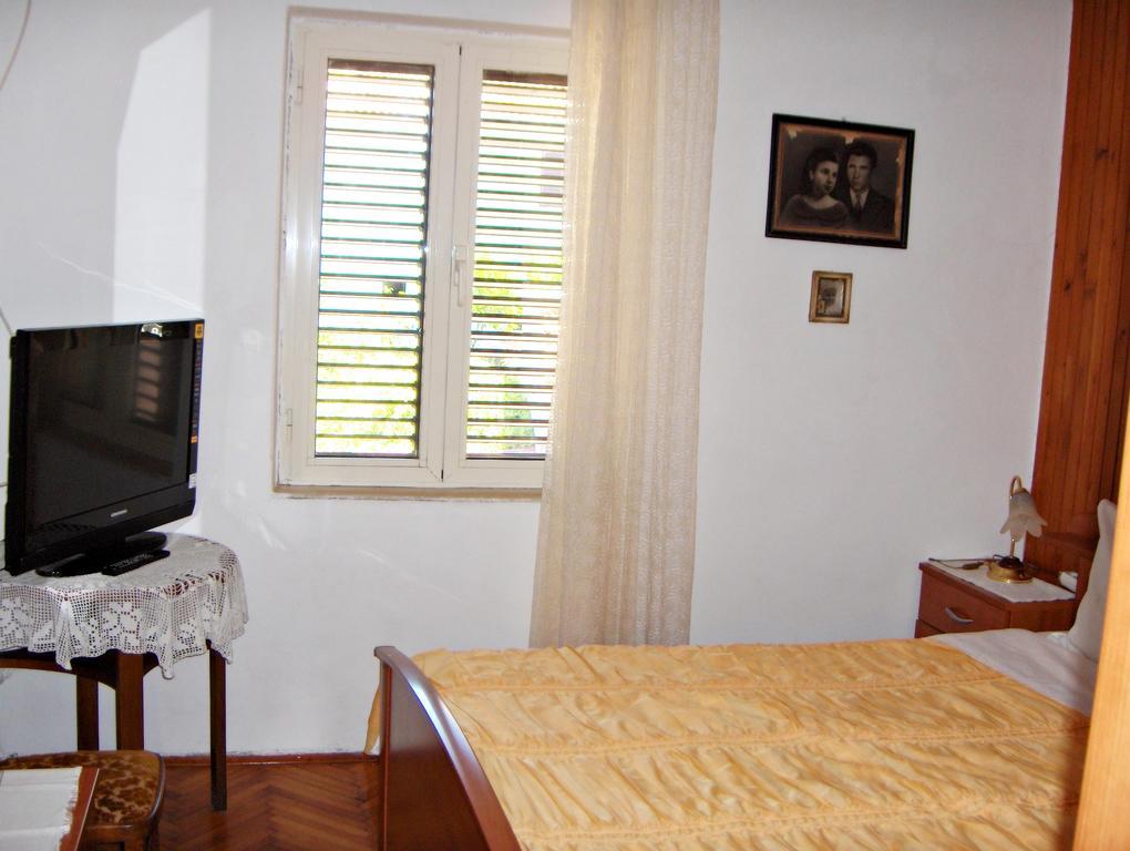 Guest House Roza Vrboska Cameră foto