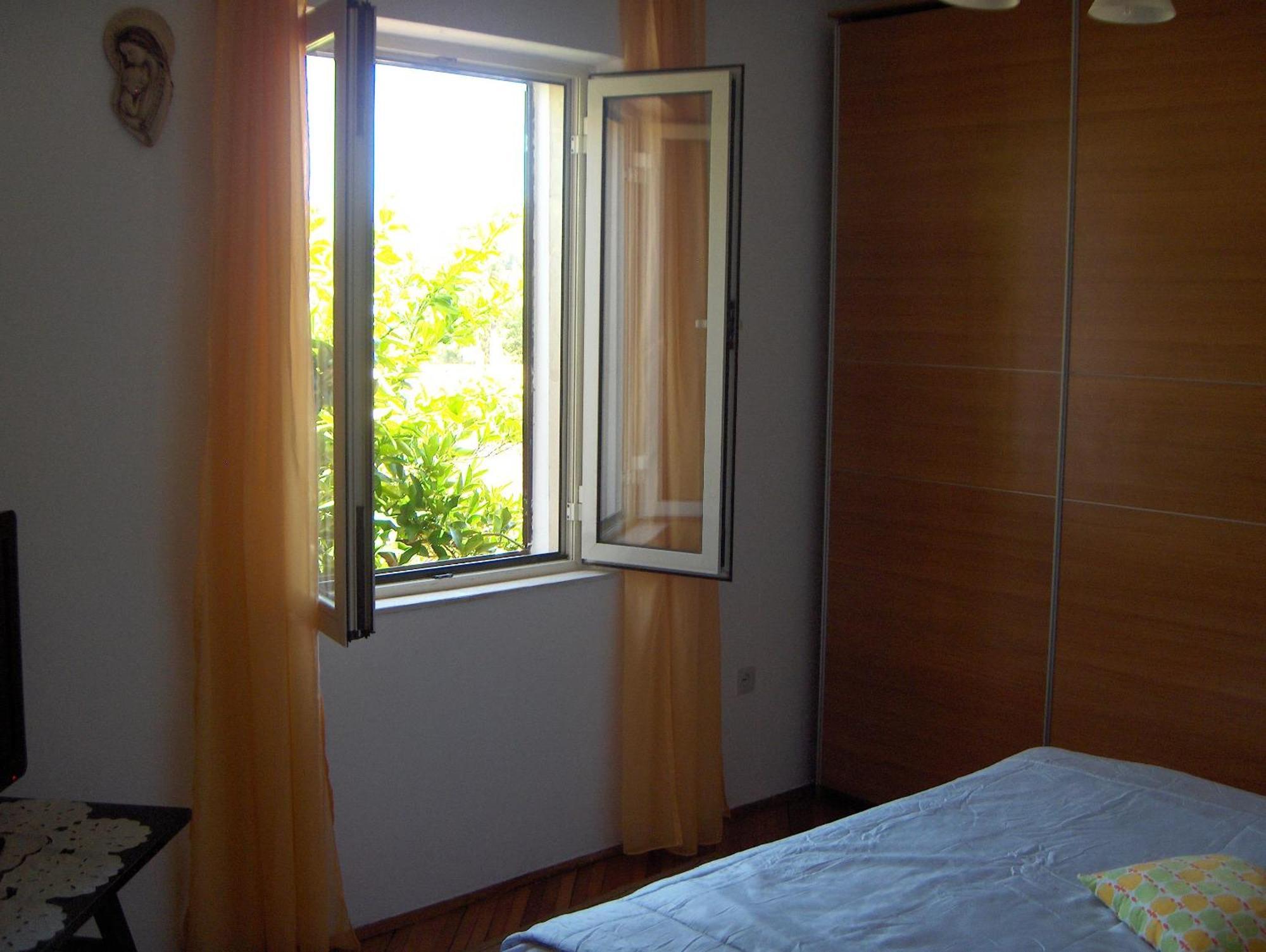 Guest House Roza Vrboska Cameră foto